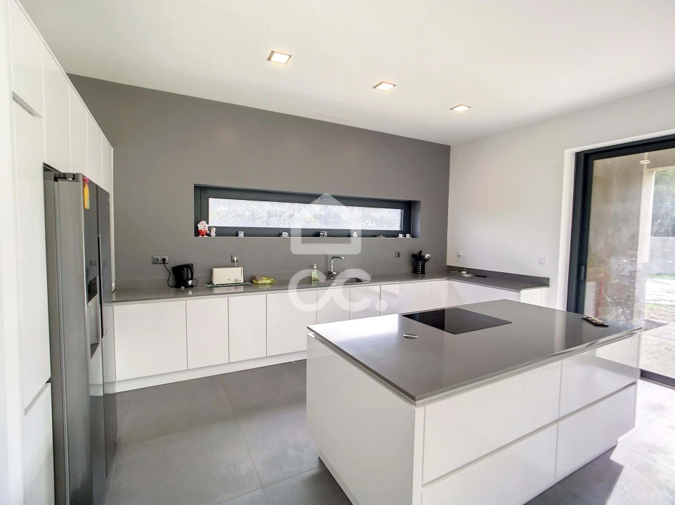 Moradia T5 para Venda em São Pedro de Agostem Foto 4