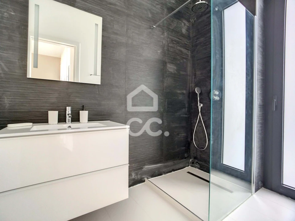 Moradia T5 para Venda em São Pedro de Agostem Foto 12