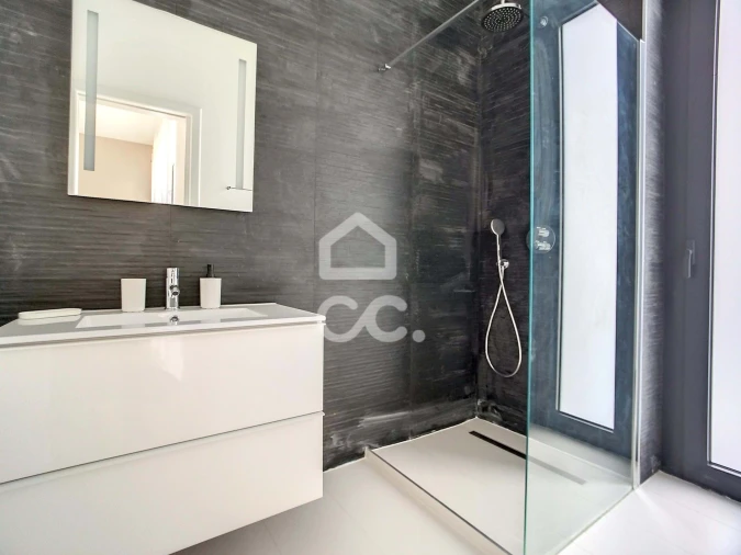 Moradia T5 para Venda em São Pedro de Agostem Foto 12