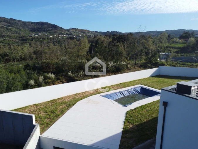 Moradia T5 para Venda em São Pedro de Agostem Foto 34