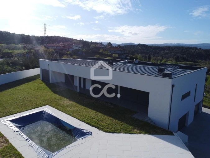 Moradia T5 para Venda em São Pedro de Agostem Foto 39