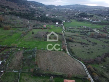 Terreno para Venda em Vilar de Nantes