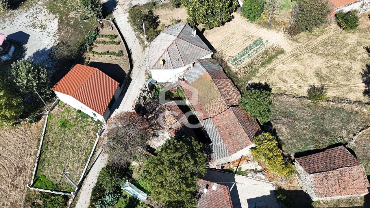 Moradia T4 para Venda em Travancas e Roriz Foto 51