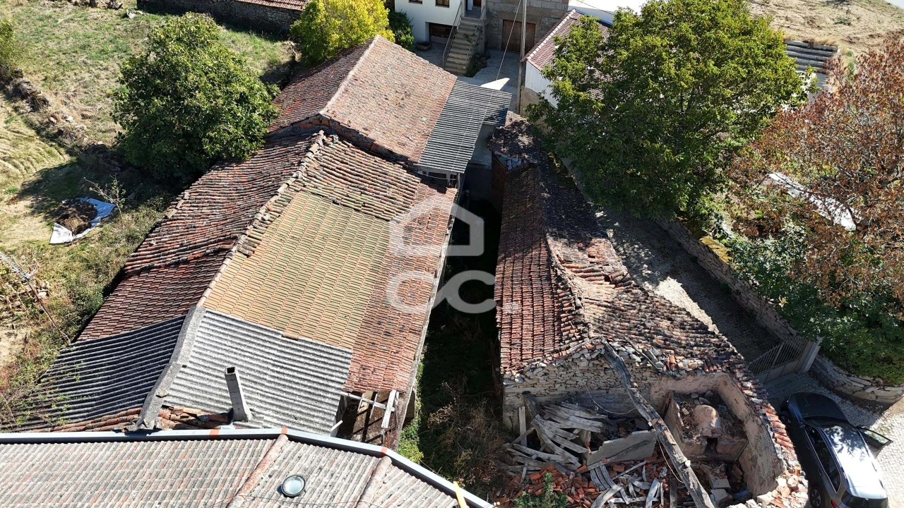 Moradia T4 para Venda em Travancas e Roriz Foto 54