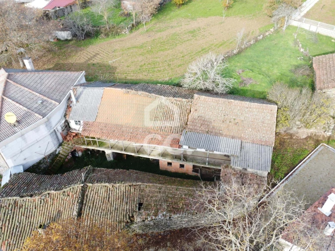 Moradia T4 para Venda em Travancas e Roriz Foto 10