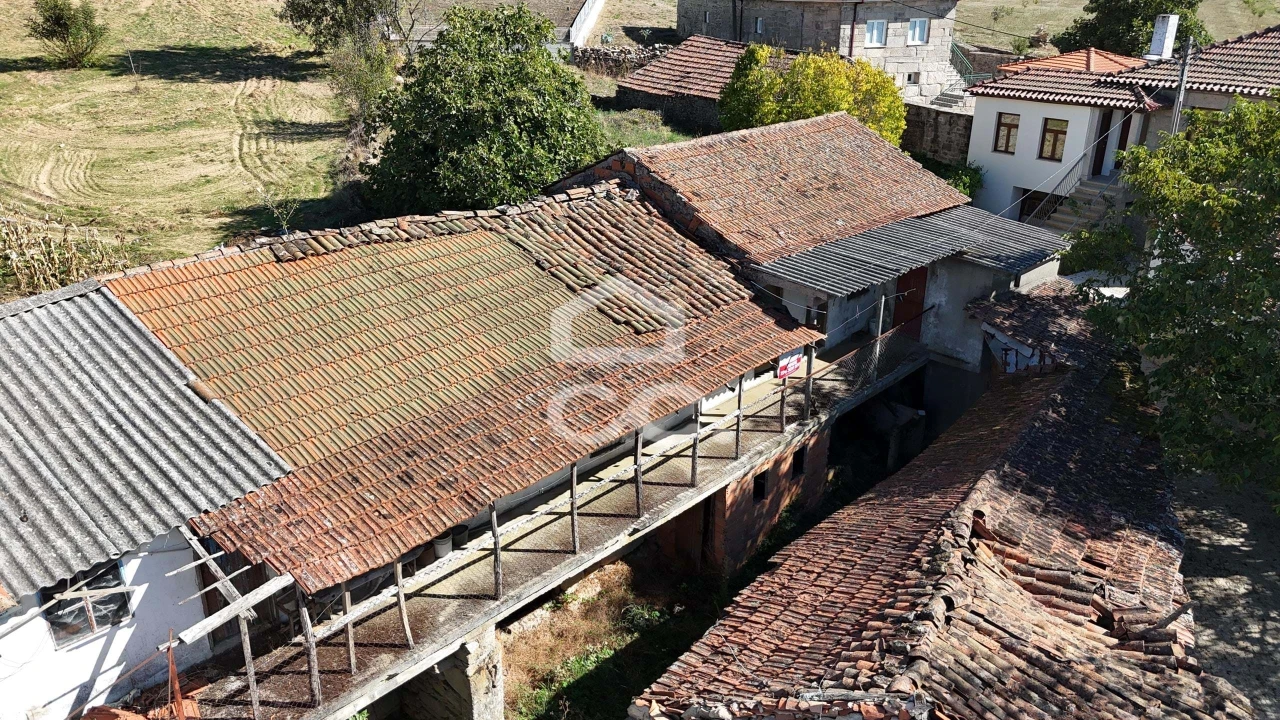 Moradia T4 para Venda em Travancas e Roriz Foto 62