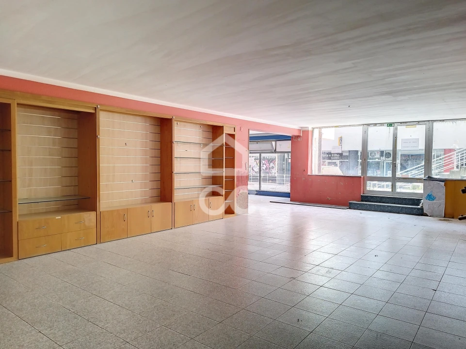 Negócio para Venda em Santa Maria Maior Foto 6