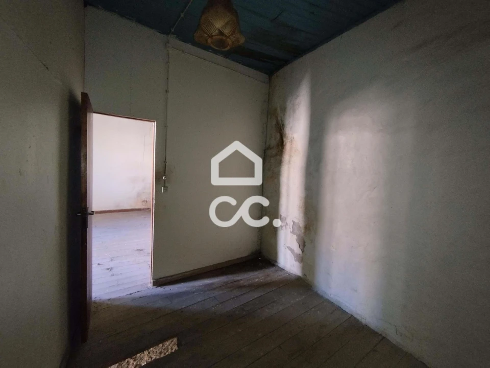 Moradia T3 para Venda em Vila Verde da Raia Foto 16