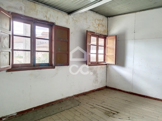 Moradia T3 para Venda em Vila Verde da Raia Foto 18