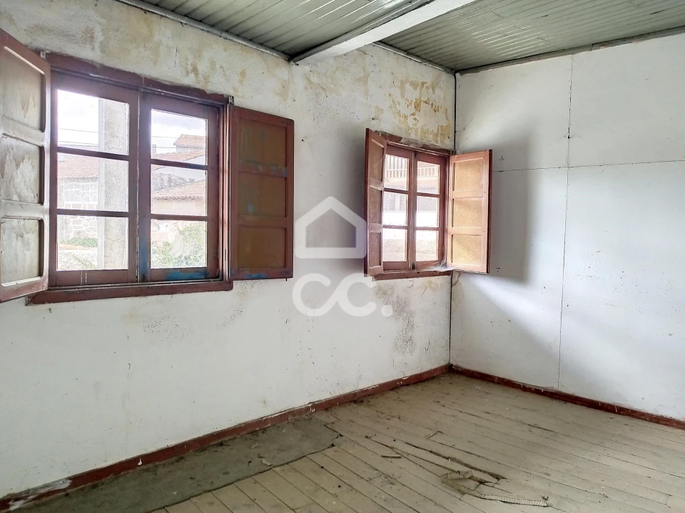 Moradia T3 para Venda em Vila Verde da Raia Foto 18