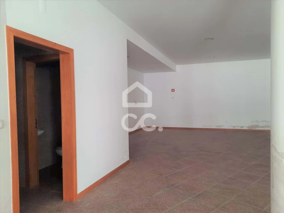 Negócio para Venda em Murça Foto 4