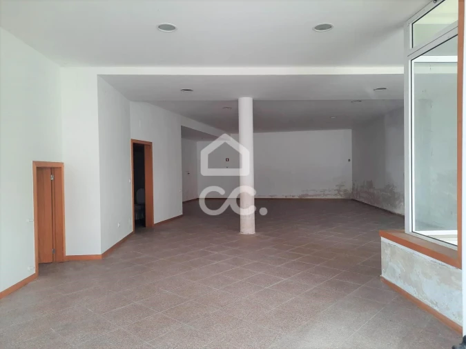 Negócio para Venda em Murça Foto 1