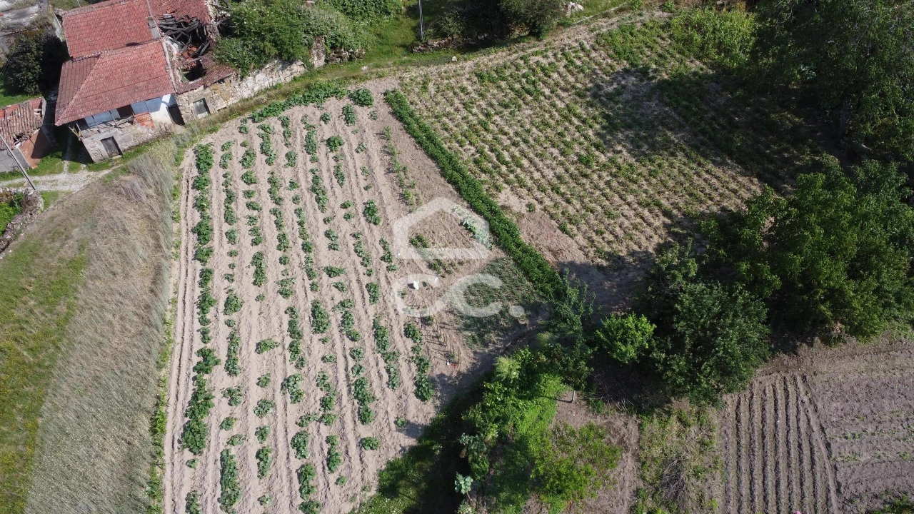 Moradia T7 para Venda em Travancas e Roriz Foto 16