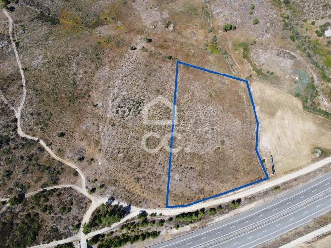 Terreno para Venda em Outeiro Seco Foto 1