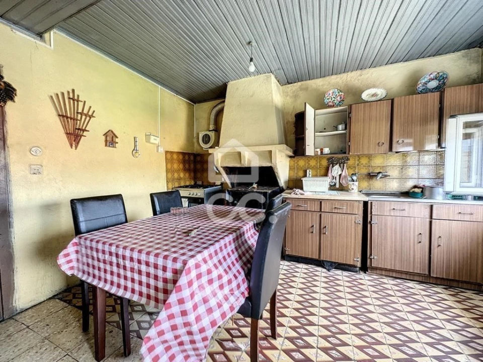 Moradia T3 para Venda em Vilar de Perdizes e Meixide Foto 1