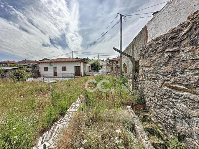 Moradia T3 para Venda em Vilar de Perdizes e Meixide Foto 13