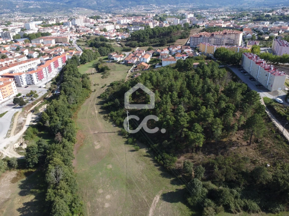 Terreno para Venda em Santa Maria Maior Foto 2