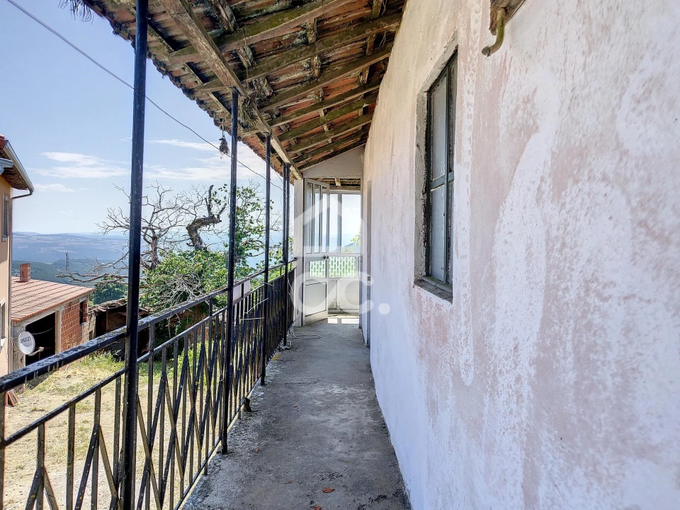 Moradia T4 para Venda em Travancas e Roriz Foto 13