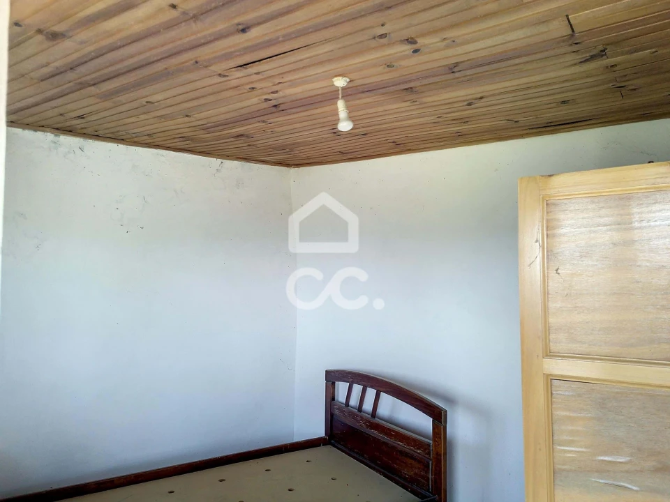 Moradia T4 para Venda em Travancas e Roriz Foto 16