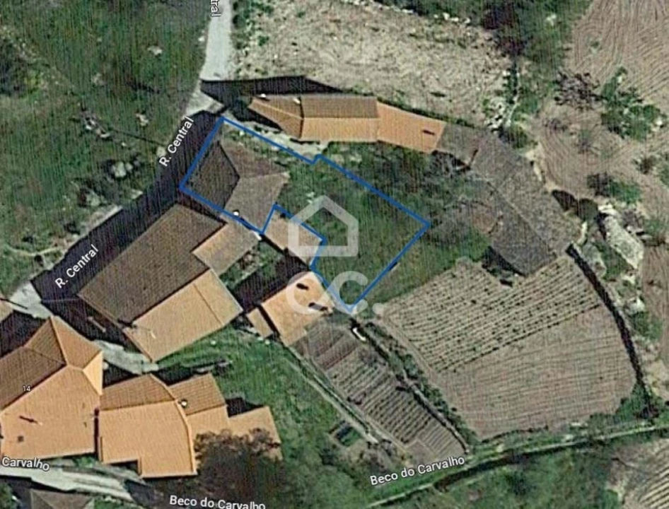 Moradia T4 para Venda em Travancas e Roriz Foto 31