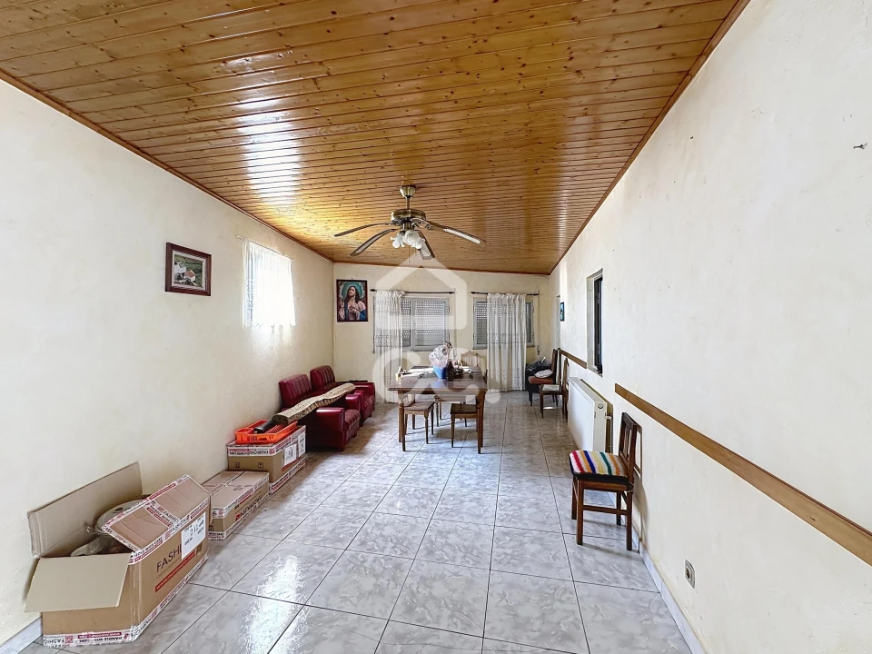 Moradia T4 para Venda em Aguas Frias Foto 6