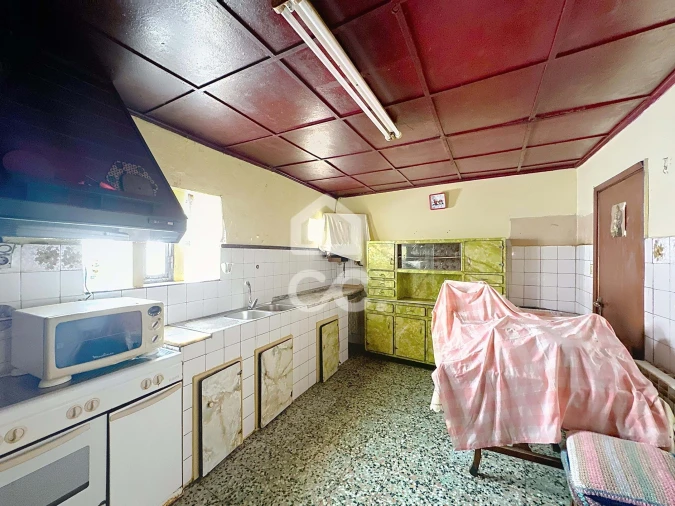 Moradia T4 para Venda em Aguas Frias Foto 8