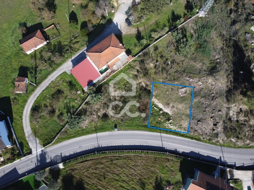 Terreno para Venda em Santa Maria Maior Foto 2