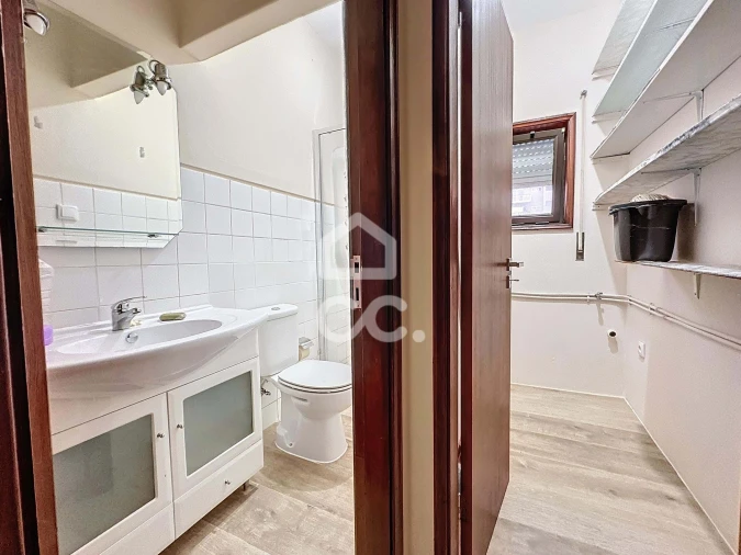 Moradia T3 para Venda em Santa Maria Maior Foto 5