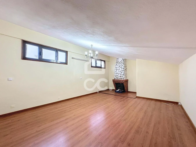 Moradia T3 para Venda em Santa Maria Maior Foto 25