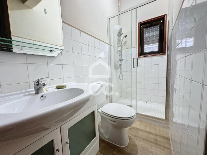 Moradia T3 para Venda em Santa Maria Maior Foto 10