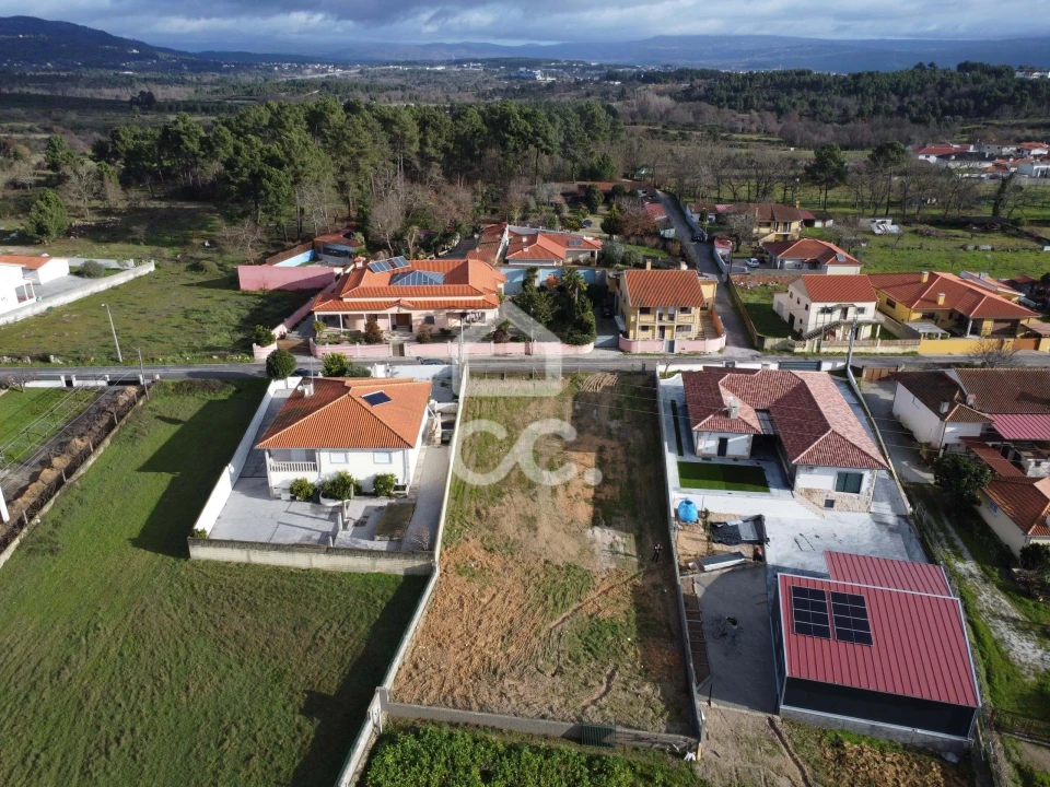 Terreno para Venda em Santa Maria Maior Foto 2