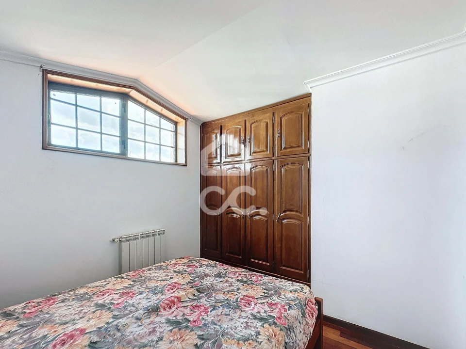 Moradia T3 para Venda em Santa Cruz/Trindade e Sanjurge Foto 26