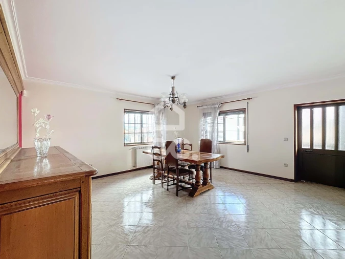 Moradia T3 para Venda em Santa Cruz/Trindade e Sanjurge Foto 9