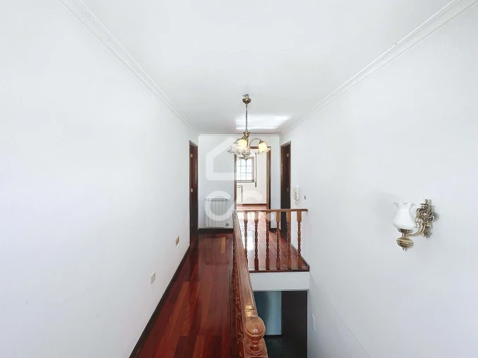 Moradia T3 para Venda em Santa Cruz/Trindade e Sanjurge Foto 19