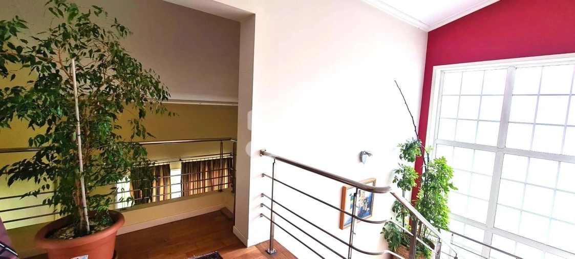 Moradia T6 para Venda em Santa Maria Maior Foto 7