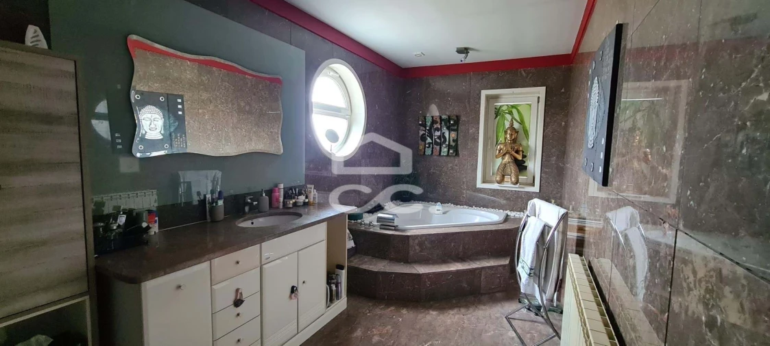 Moradia T6 para Venda em Santa Maria Maior Foto 41