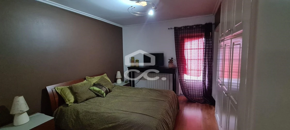 Moradia T6 para Venda em Santa Maria Maior Foto 19