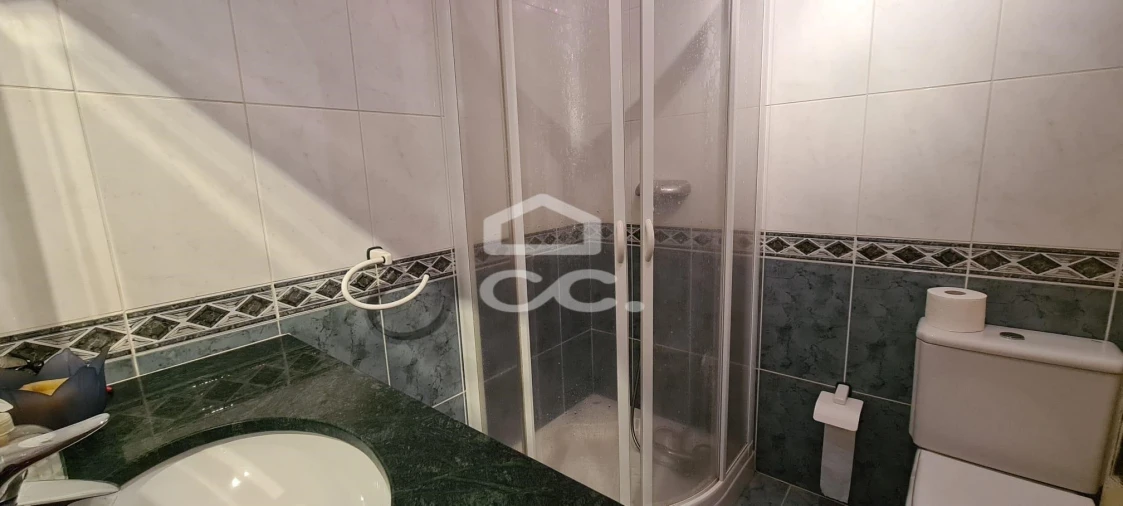 Moradia T6 para Venda em Santa Maria Maior Foto 25