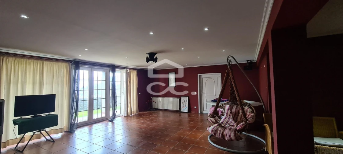 Moradia T6 para Venda em Santa Maria Maior Foto 50