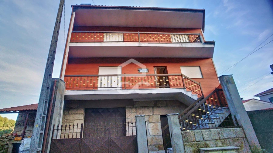 Moradia T5 para Venda em Redondelo Foto 33