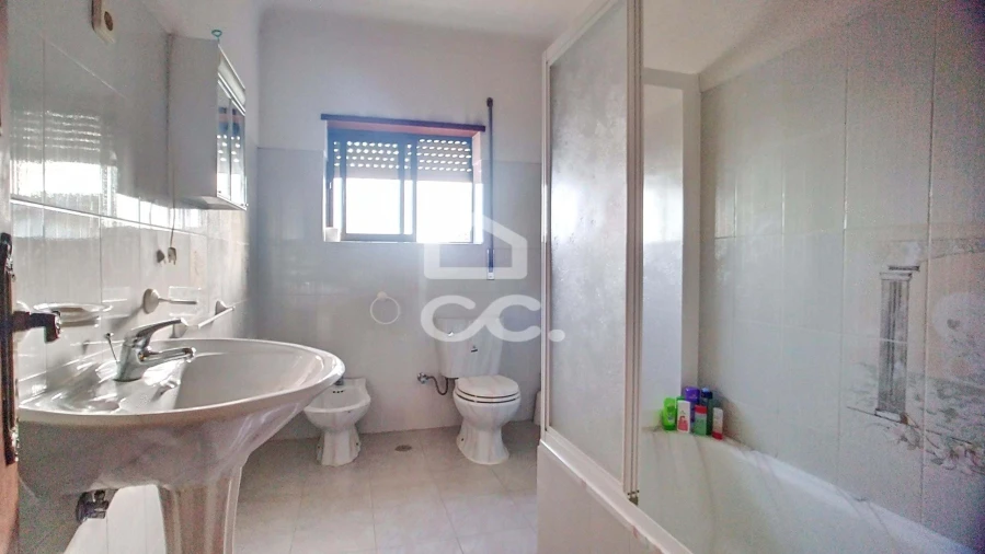 Moradia T5 para Venda em Redondelo Foto 28