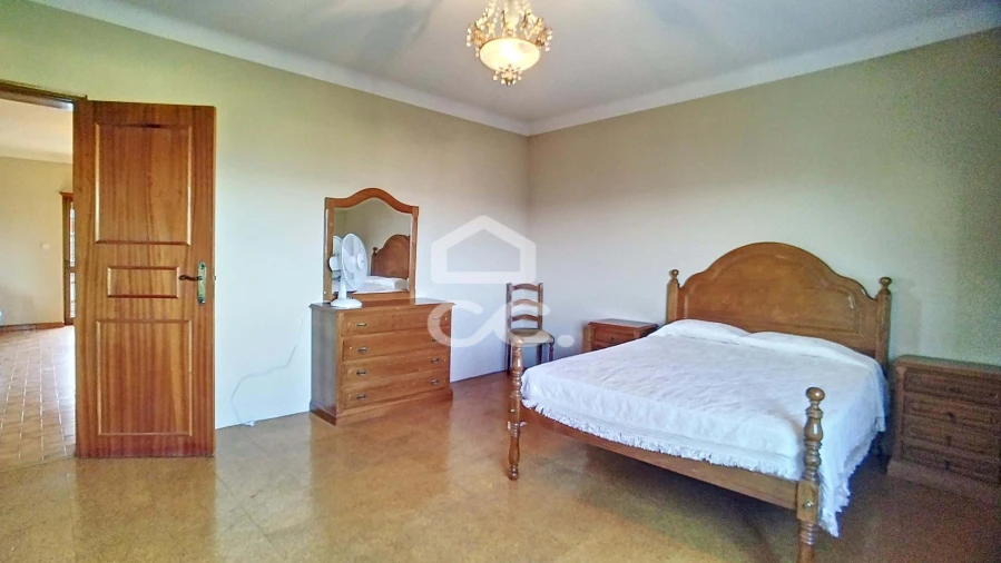 Moradia T5 para Venda em Redondelo Foto 19