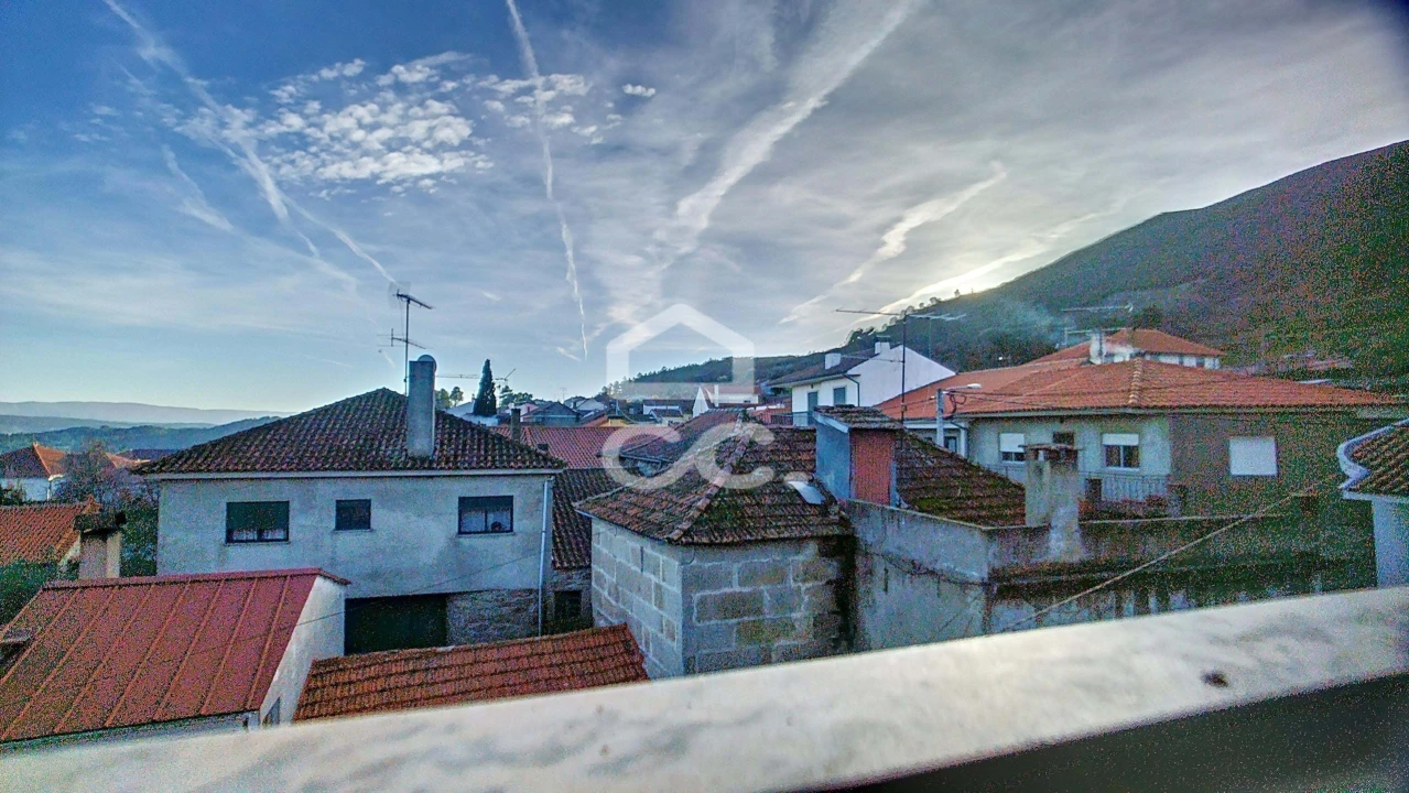 Moradia T5 para Venda em Redondelo Foto 27