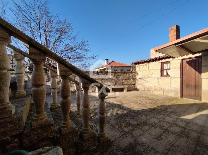 Moradia T3 para Venda em Santo Estêvão Foto 17