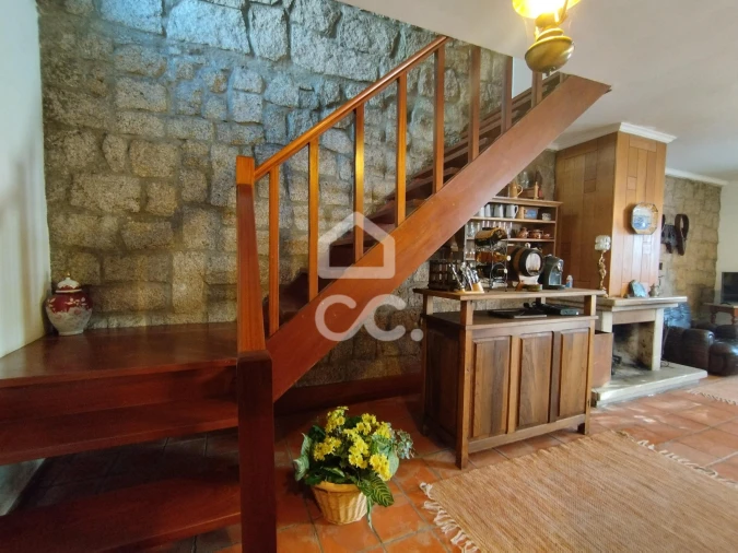 Moradia T3 para Venda em Santo Estêvão Foto 3