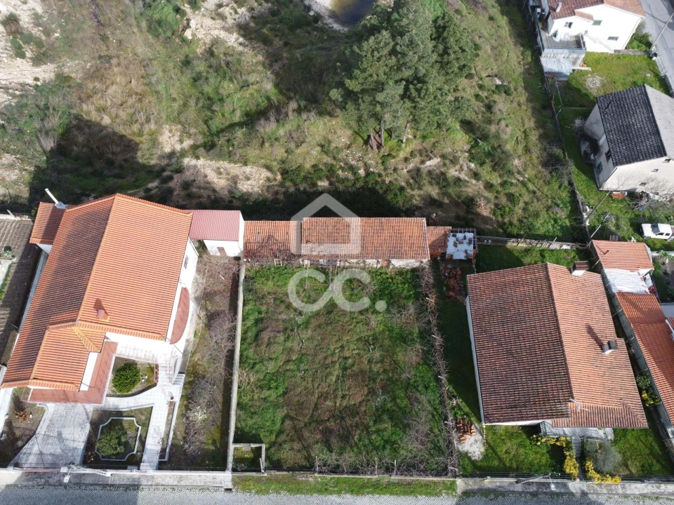 Terreno para Venda em Santa Cruz/Trindade e Sanjurge Foto 2