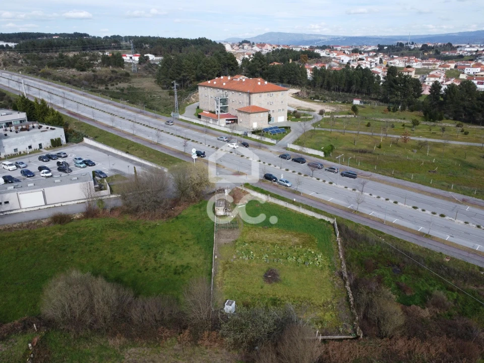 Terreno para Venda em Santa Maria Maior Foto 11