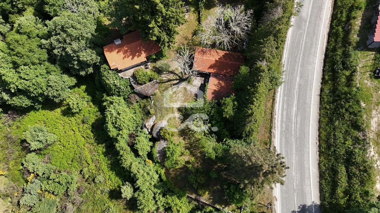 Quinta T3 para Venda em Aguas Frias Foto 60