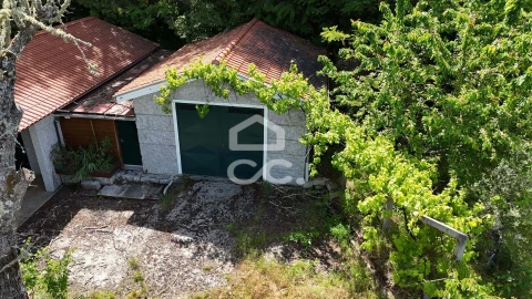 Quinta T3 para Venda em Aguas Frias