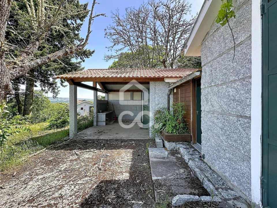 Quinta T3 para Venda em Aguas Frias Foto 4